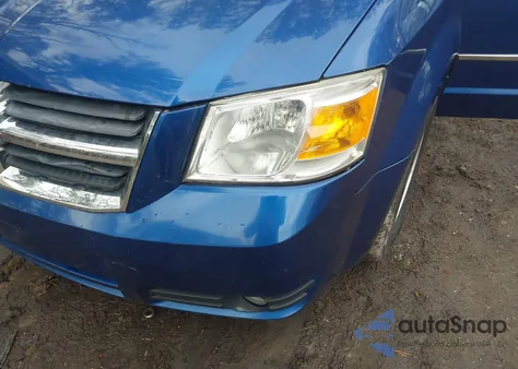 2010 Dodge Grand Caravan Sxt z USA, uszkodzony, nr VIN 2D4RN5D10AR444448